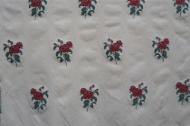 Tissu DIANE  - Roses rouges - fond écru - 140cm