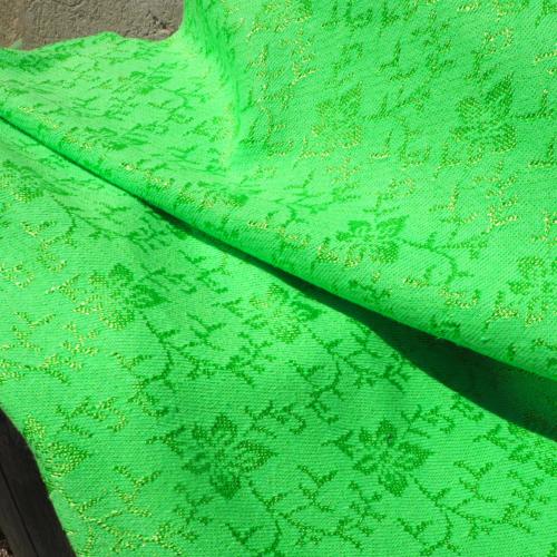 Tissu jersey fleuri ton sur ton granny