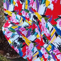 Tissu piqué de coton - fleurs sur nid d'abeille