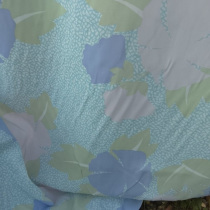tissu viscose grand feuillage & fleurs pastel